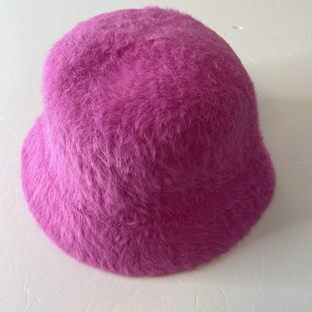 Urban Outfitters Gia Bucket Hat Pink